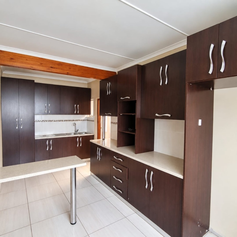 4 Bedroom Property for Sale in Gonubie Eastern Cape